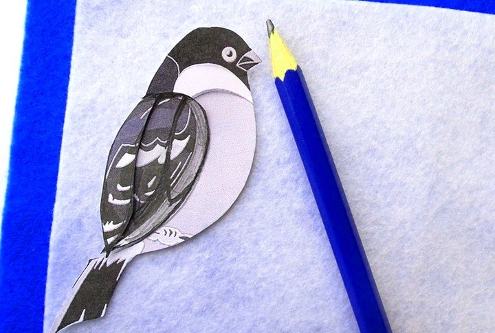 brosh-iz-bisera-svoimi-rukami-11