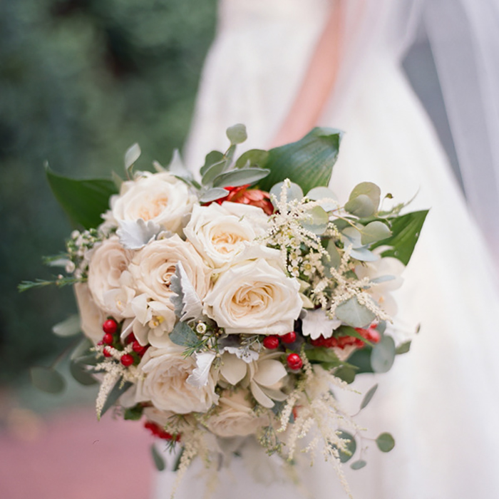 sunmag-13-svadebnyy-buket-v-stile-shebbi-shik