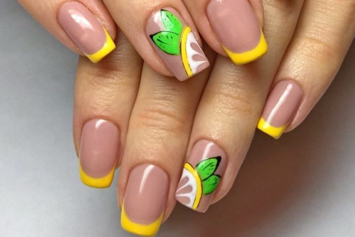 tsvetnoy-french-s-risunkom-e1541874102257