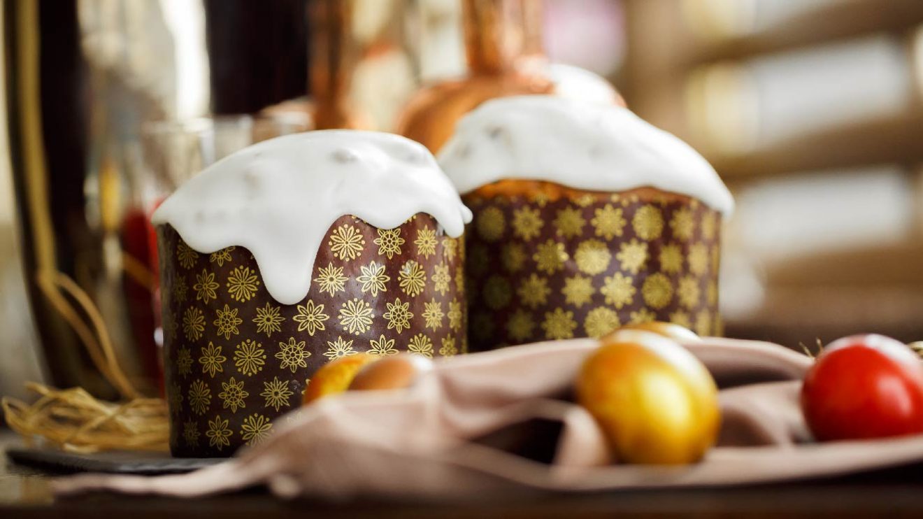 kak-pravilno-pech-kulichi-1320x742