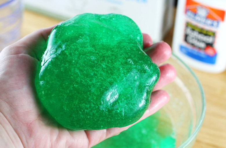 kak-sdelat-domashnego-lizuna