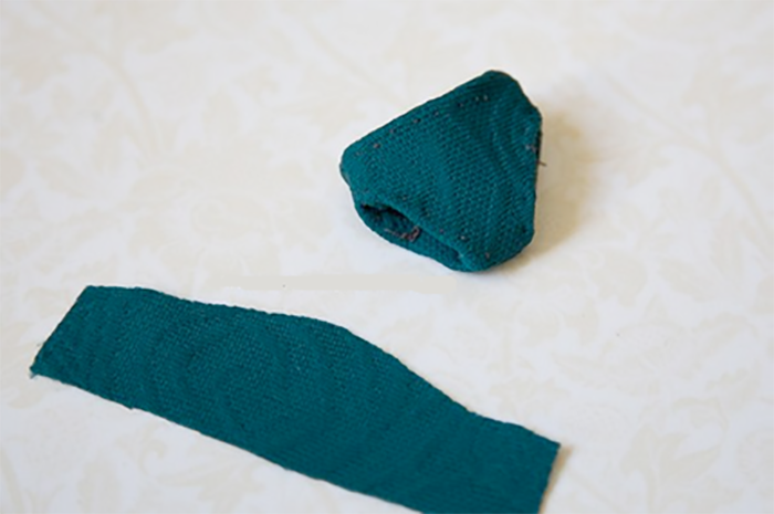 1401631980_youloveit_ru_kak_shit_kupalnik_dlya_kukly_monster_high07