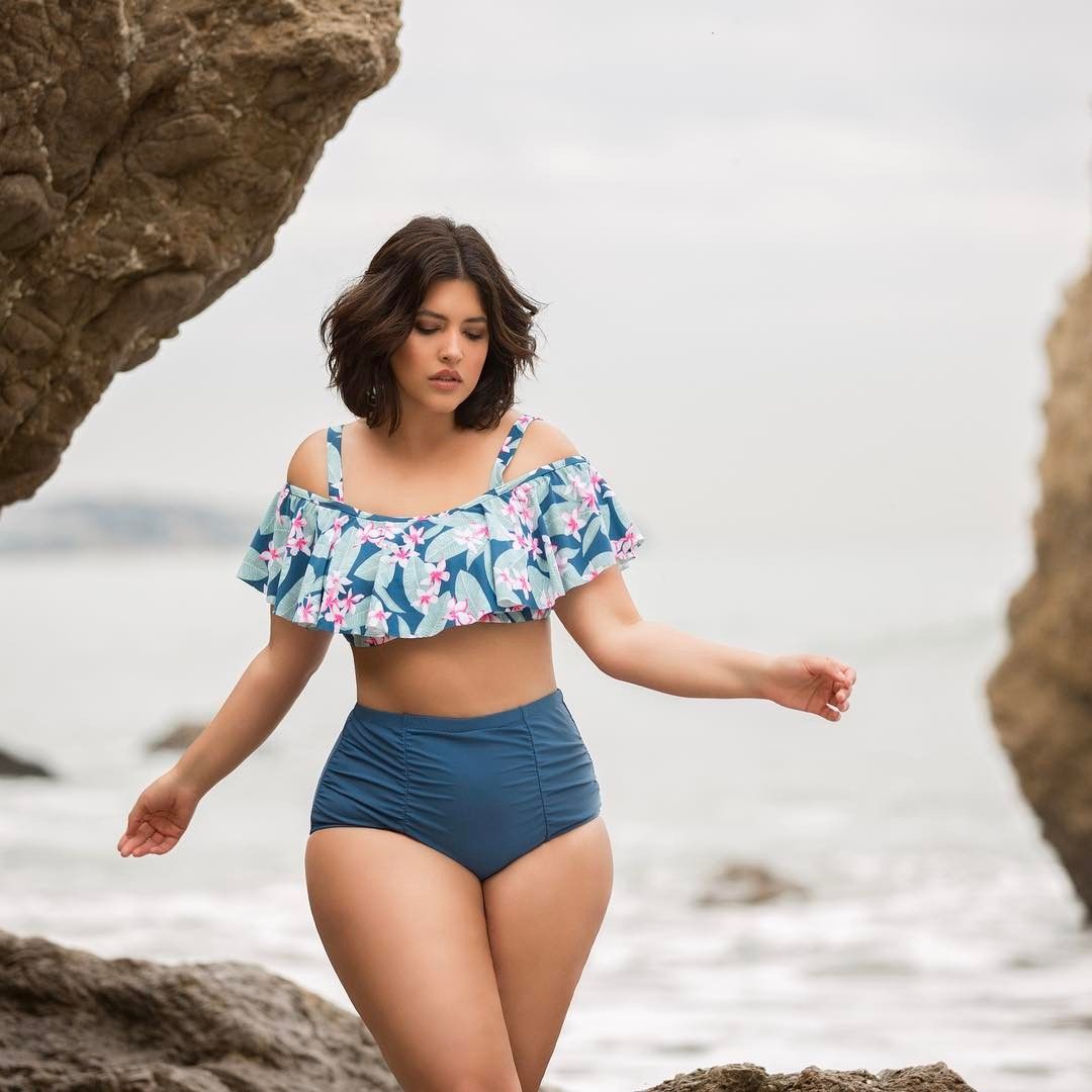 Красивые полные девушки