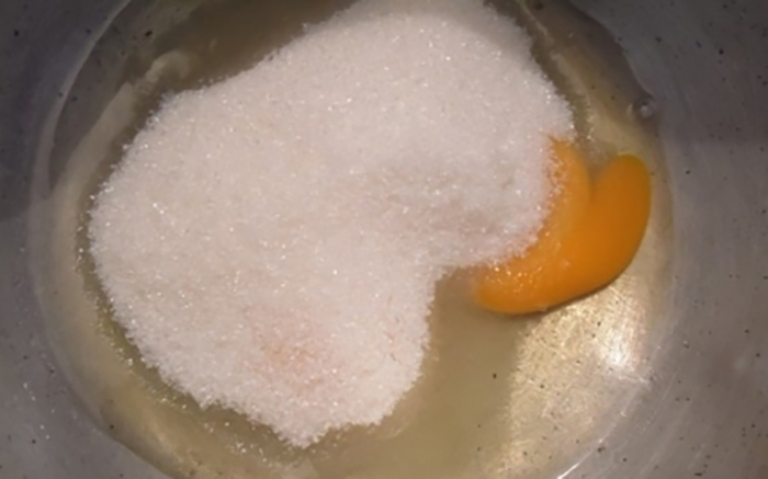 pirog_na_kefire_s_vishnei-338786