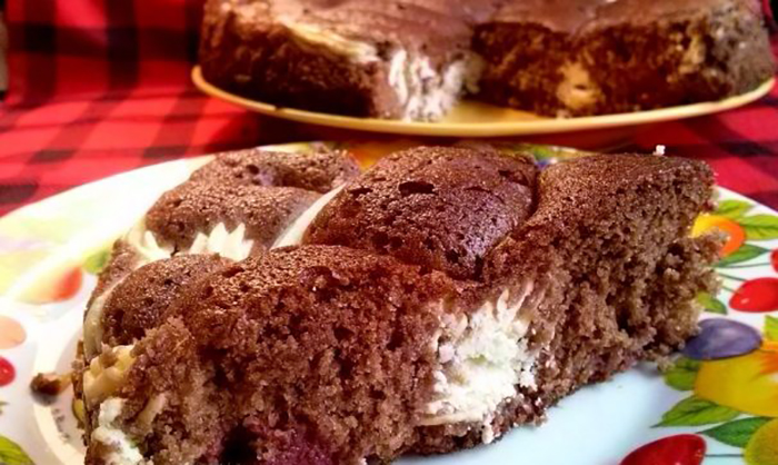 vishnevii_pirog_s_tvorogom-261832