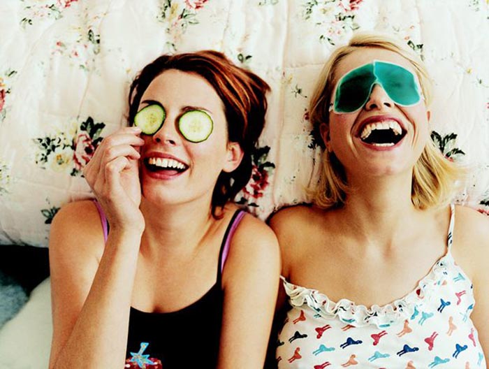 pizhamnaya-vecherinka-otdyh