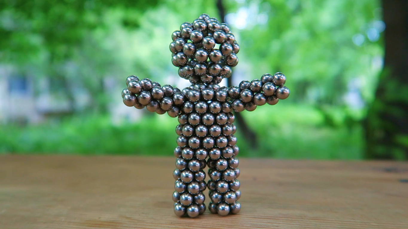 103600476_images_12926327526