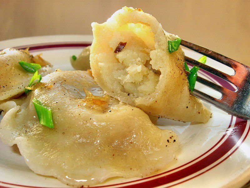 Вареники с картошкой и жареным луком пошаговый рецепт с фото