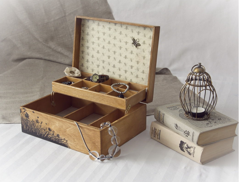 shkatulka-dlya-ukrashenij