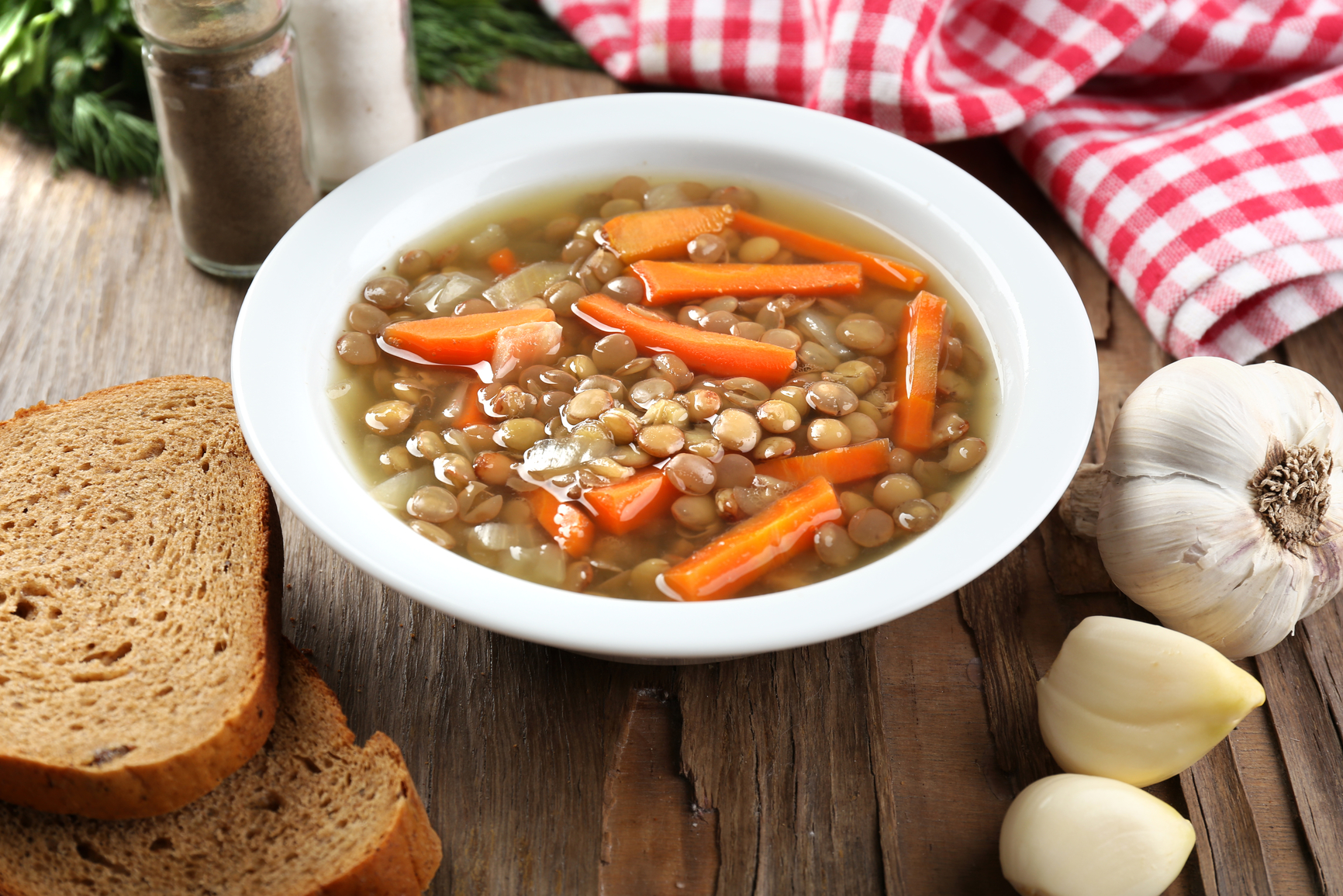 Какие блюда есть в пост. Для супа. Постные блюда. Чечевица блюда. Суп из чечевицы с овощами.