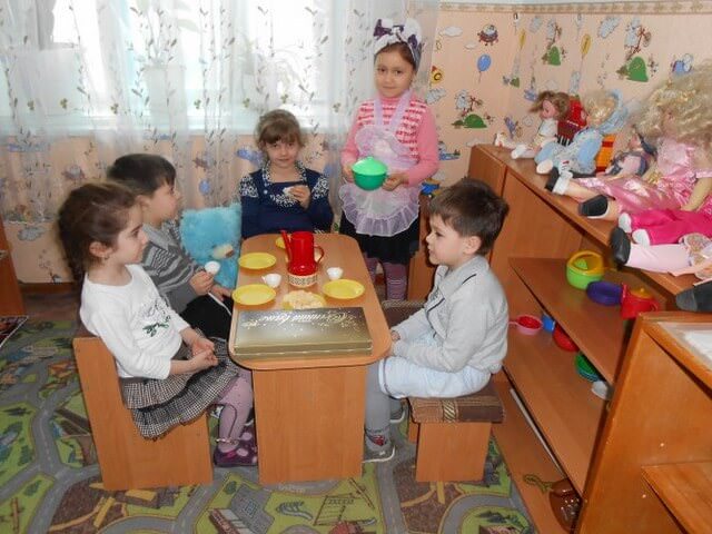 sjuzhetno-rolevye-igry-v-podgotovitelnoj-gruppe16