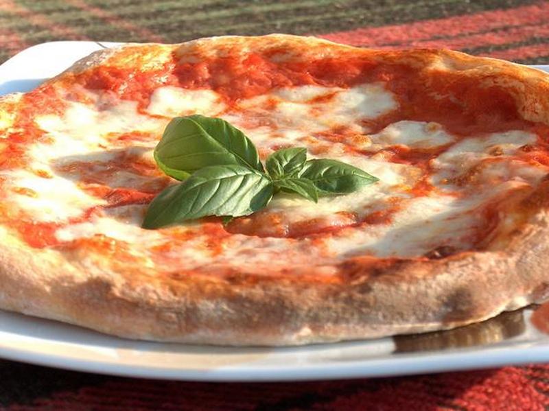 pizza-margherita-lead