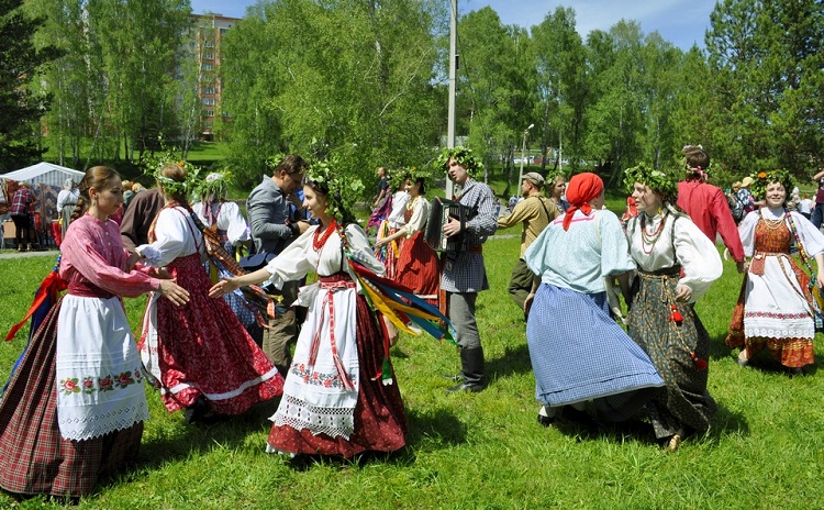 Картинки хоровод троица