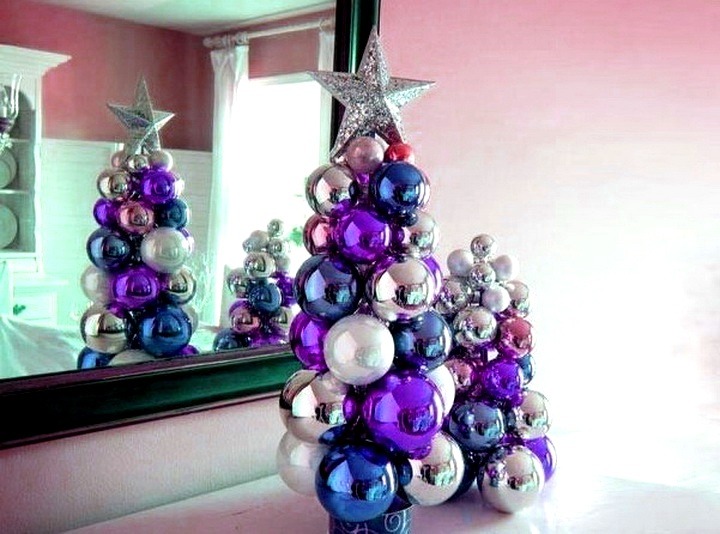 елка из шаров