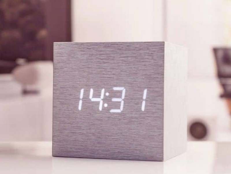 horloge-reveil-cube-led