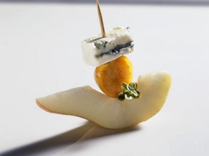 kanape-grusha-fizalis